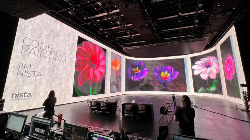 Generative Art Dazzles Hundreds of Audiovisual Professionals at Cocktail Mixer